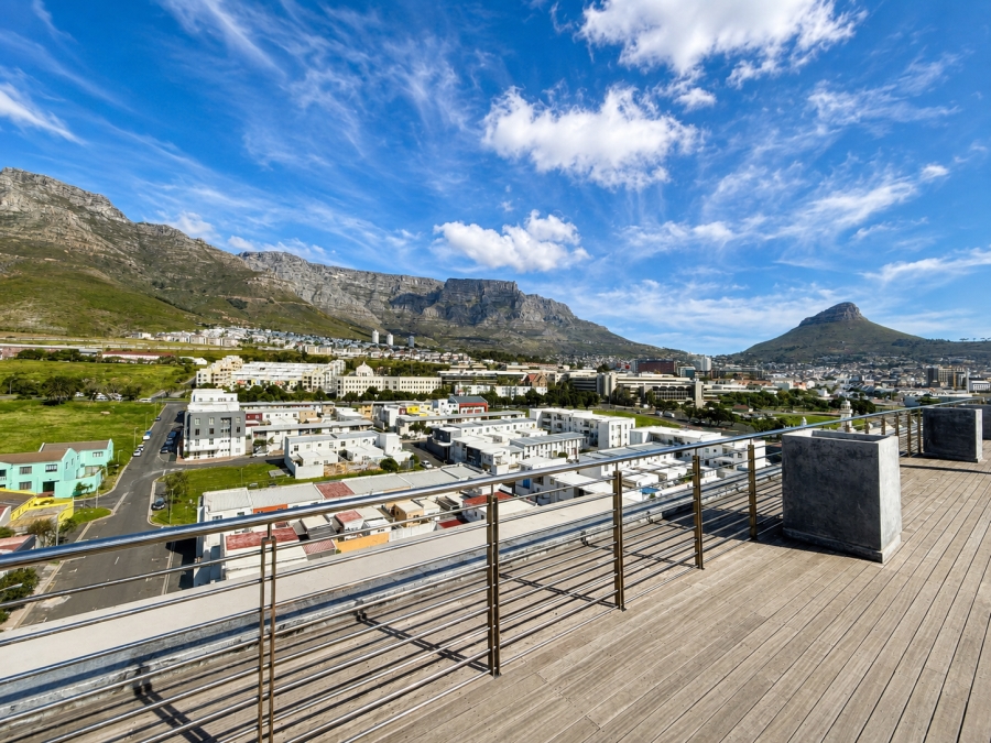 2 Bedroom Property for Sale in Zonnebloem Western Cape